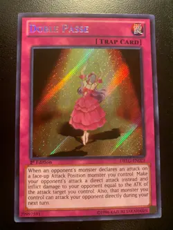 Doble Passe 1st Edition Secret Rare Dragons of Legend DRLG-EN021 LP - Image 1