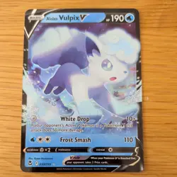 ALOLAN VULPIX V 033/195 POKEMON CARD (SILVER TEMPEST SET) HALF ART HOLO - Image 2