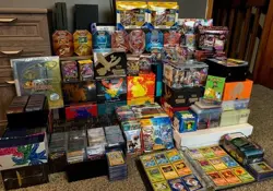 📦POKEMON Gold TIER 🔥 MYSTERY BOX ($60). AWESOME GIFT FOR COLLECTORS🎁 - Image 3