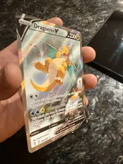 Pokemon Dragonite V Ultra Rare Full Art Holo 192/203 SWSH07 Evolving Skies - Image 2