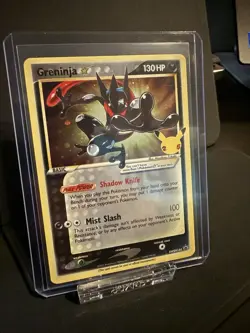 Pokemon TCG Greninja Gold Star SWSH144 Celebrations Black Star Promo - Image 2