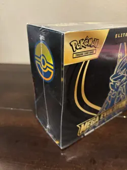 POKEMON TCG MEGA EVOLUTION ETB ELITE TRAINER BOX (LUCARIO) DMG c - Image 4