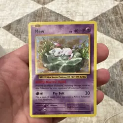 The Pokemon Company Pokemon TCG Mew 53/108 Evolutions Holo Rare Basic 40 HP - Image 1