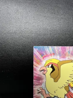 Pidgeot #18 Topps Pokemon Card Black Logo - Image 2