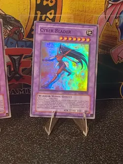 EEN-EN032 Cyber Blader Super Rare 1st Edition LP/NM Condition Yugioh - Image 3
