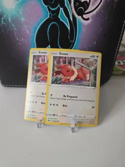 Eevee SWSH175 Black Star Promo Holo Pokemon TCG Card - Image 1
