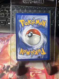 Pokemon TCG Skuntank v 181/195 Silver Tempest Alternate Full Art Holo Card - Image 2