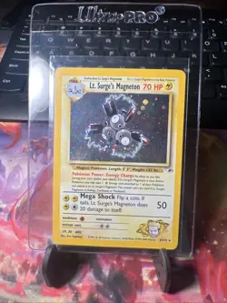 LT Surges Magneton 8/132 Gym Heroes Holo Rare Vintage Pokemon TCG Card Swirl LP - Image 1