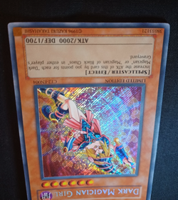 Yu-Gi-Oh - Dark Magician Girl - CT2-EN004 - Secret Rare - NM - Image 2