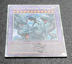 Yugioh BLTR-EN118 Dragon Master Magia Quarter Century Secret Rare 1st MINT - Image 2