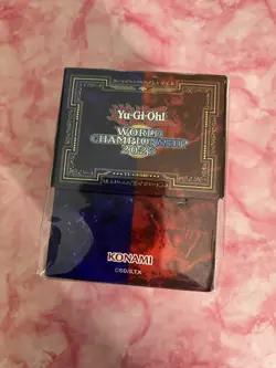 Yugioh: World Championship 2025 Tokens + Deckbox - Set of 2 - Red & Blue - - Image 3