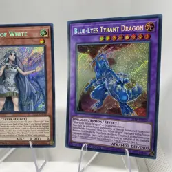 Yugioh Blue Eyes Secret Rare 25LP Playset - Image 4