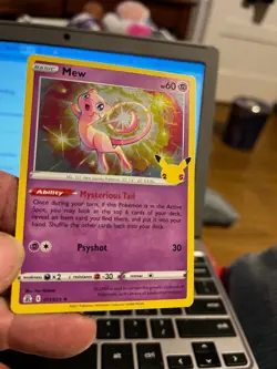 2021 Mew Holo Rare #011/025 Sword & Shield Celebrations Pokemon LP - Image 1