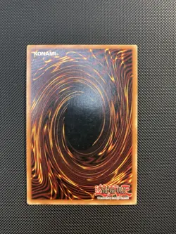Red-Eyes Black Dragon SDJ-001 Unlimited Edition Holo Rare Yu-Gi-Oh! - Image 2