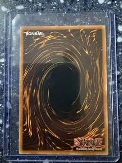 Yu-Gi-Oh! Dark Magician SYE-001 Unlimited Super Rare Holo HP - Image 2
