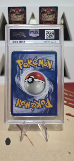 1999 Pokemon Fossil Dragonite 19/62 Non Holo PSA 8 - Image 2