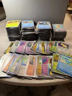 Pokemon 151 Bulk lot 1200 Total Cards 886 Common/314 Holo/ RevHolo Appr - Image 1