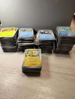 Pokemon 151 Bulk lot 1200 Total Cards 886 Common/314 Holo/ RevHolo Appr - Image 3