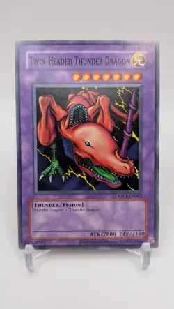 Twin-Headed Thunder Dragon RP01-EN042 Retro Pack (2020 Date Reprint) Yu-Gi-Oh - Image 1