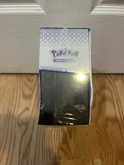 Pokemon Prismatic Evolutions ETB Eevee English Factory Sealed (Damage) - Image 2