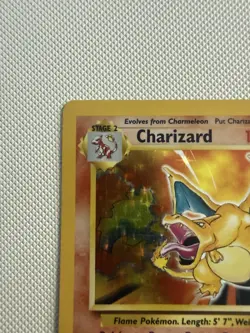 Pokemon TCG Charizard 4/102 Base Set Holo Rare WOTC English Edition LP - Image 3