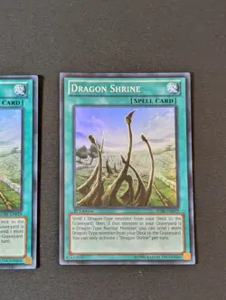 Yugioh TCG - 2x Dragon Shrine - SDBE-EN019 - LP - 1st Edition, Saga of Blue Eyes - Image 4