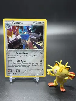 Lucario 63/124 Pokemon Fates Collide Holo - NM - Image 1