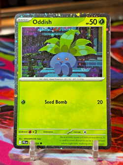 Pokemon TCG Phantasmal Flames ODDISH 001/094 **COSMIC HOLO - Image 1