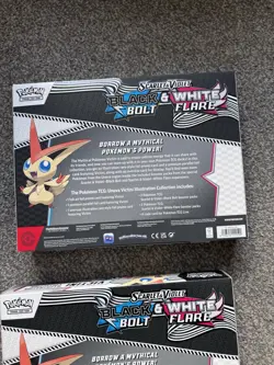 Pokemon TCG: BlackBolt & White Flare - Unova Victini Illustration Collection X2 - Image 3