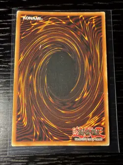 Yu-Gi-Oh TCG Blue-Eyes White Dragon BPT-003 Secret Rare Limited Edition Holo MP - Image 4