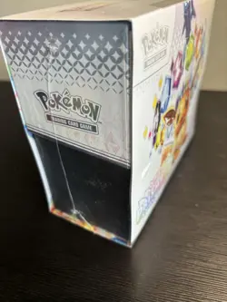 Pokemon TCG Scarlet & Violet Prismatic Evolutions Elite Trainer Box ETB DMG b - Image 3