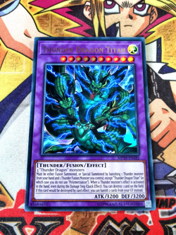 Thunder Dragon Titan mp19-en182 Unltd Ed (NM+) Ultra Rare Yu-Gi-Oh! - Image 1
