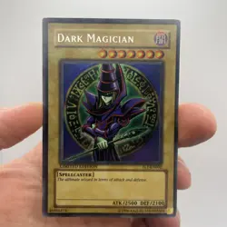 FL1-EN002 Dark Magician Secret Rare Limited Edition Yugioh Card - Image 1