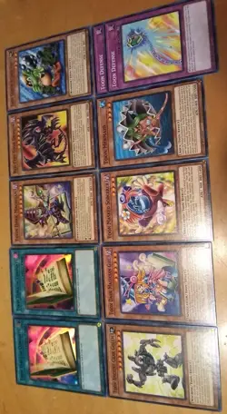 Yu-Gi-Oh - LDS1 Toon Cards Lot (10+) - Image 1