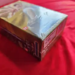 One Piece Bandai 2005 CCG - The Quest Begins SEALED Booster Box ( 12 Packs ) - Image 2