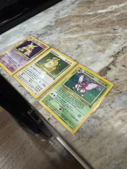 Vintage Pokemon TCG Holo 3-Card Lot Base/Jungle Alakazam Kangaskhan Venomoth - Image 2