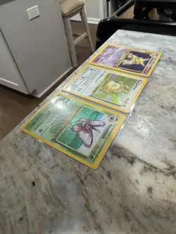 Vintage Pokemon TCG Holo 3-Card Lot Base/Jungle Alakazam Kangaskhan Venomoth - Image 3