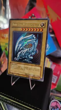 Yu-Gi-Oh Blue-Eyes White Dragon SDK-001 Ultra Rare Unl MP/LP Good Condition - Image 4