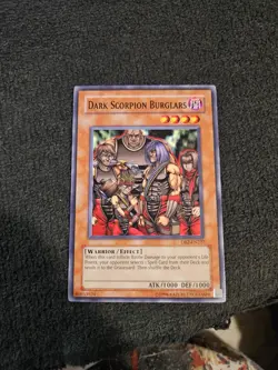 Yugioh! 1x Dark Scorpion Burglars - DB2-EN227 - Common - Unlimited Edition Light - Image 1
