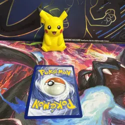 Flying Pikachu VMAX - 007/025 - Celebrations (Pokemon) - Image 4