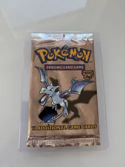 Vintage Pokemon Fossil Unlimited Booster Pack Areodactyl Art WOTC 1999 Unopened - Image 1