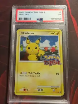 2009 POKEMON RUMBLE 7/16 PIKACHU Holo PSA 1 PR - Image 1