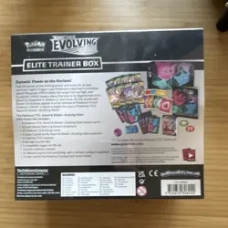 Pokemon TCG Sword & Shield Evolving Skies Elite Trainer Box English 2021 - Image 2