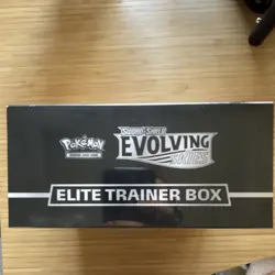 Pokemon TCG Sword & Shield Evolving Skies Elite Trainer Box English 2021 - Image 3