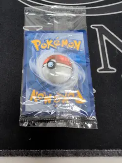 2021 Pokemon TCG 25th Anniversary Celebrations Gold Star Greninja SWSH144 SEALED - Image 2