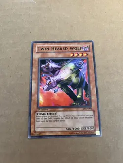 TWIN-HEADED WOLF - LOD-008- Yu-Gi-Oh! card - 1st Edition - NM - Image 1