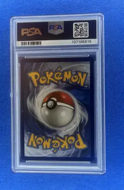 Pokemon Umbreon Gold Star 17/17 Celebrations Classic Collection Holo PSA 10 GEM - Image 2