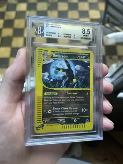 Skyridge - Umbreon Holo Reverse - Pokemon Card - 32/144 2003 BGS 8.5 - Image 1
