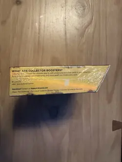 Magic: The Gathering Fallout Collector Booster Display Box - Image 4
