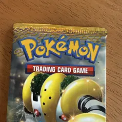 Factory sealed Pokemon TCG Black and White, Next Destinies Booster Pack - Image 5